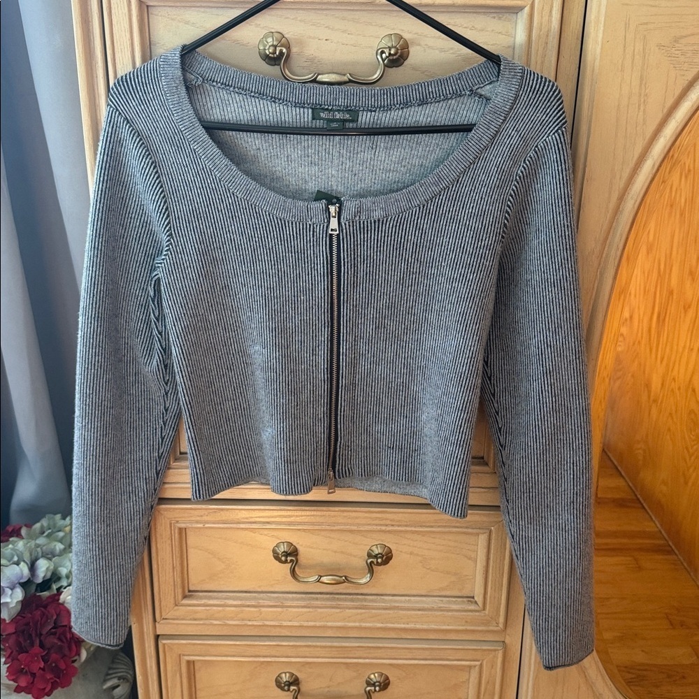 Wild Fable Gray Ribbed Zip-Up Sweater. - Picture 3 of 6